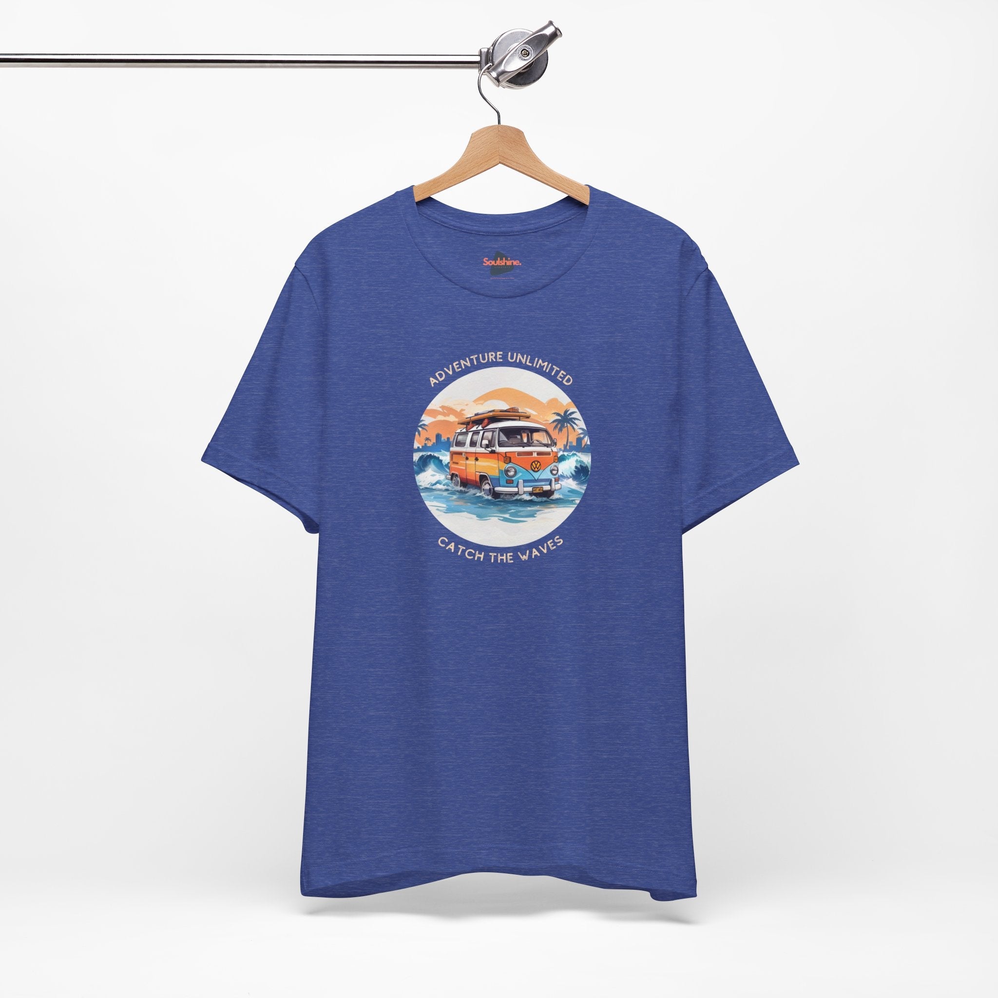 Adventure Unlimited blue printed t-shirt with ’’ on it